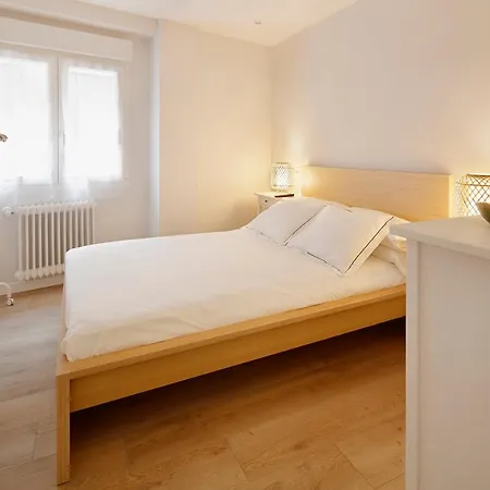 Alojamiento Centro-El Carmen Vut Apartament